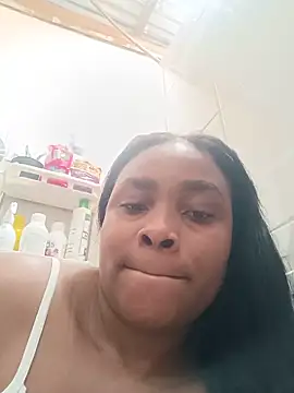 Snapshot of NicolVilla chatting on 05/19/26, 02:35 NicolVilla online show from 05/19/26, 02:35