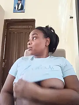 Snapshot of NicolVilla chatting on 05/17/26, 03:01 NicolVilla online show from 05/17/26, 03:01