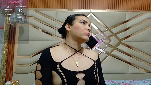 Sluttyandmature online show from 03/22/26, 12:18