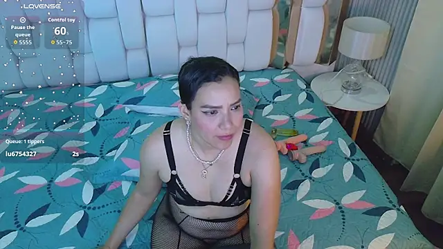 Sluttyandmature online show from 04/05/26, 07:20