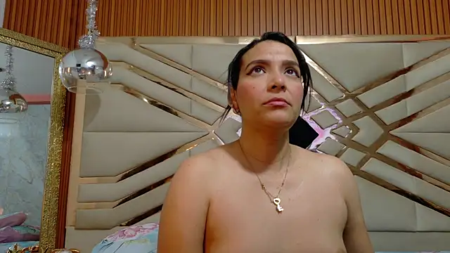 Sluttyandmature online show from 04/02/26, 12:12