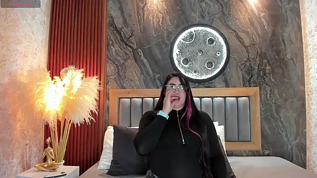 BellaPeers  online show from 11/16/25, 12:21