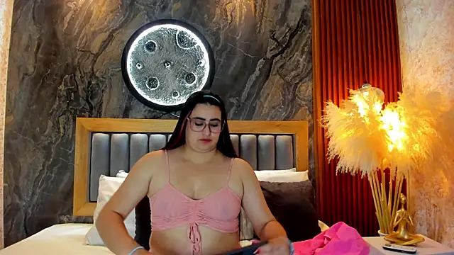 BellaPeers  online show from 12/15/25, 12:11