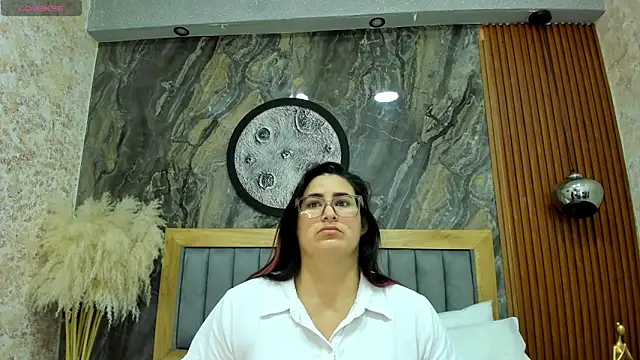 Snapshot of BellaPeers_ chatting on 05/31/26, 11:27 BellaPeers online show from 05/31/26, 11:27