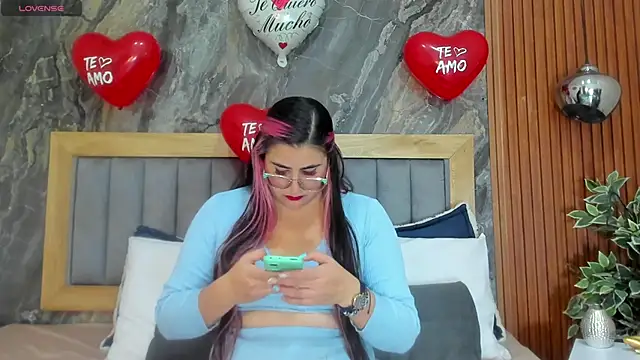 BellaPeers  online show from 02/14/25, 11:53