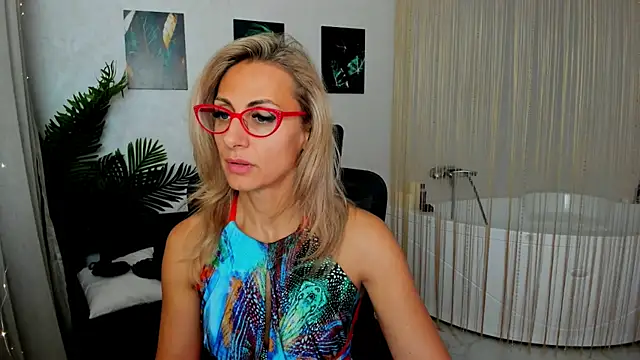 MuseOfStage online show from 10/02/25, 12:30