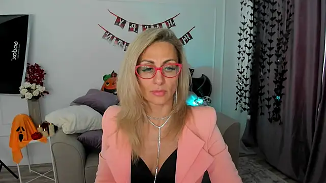 MuseOfStage online show from 10/13/25, 11:34