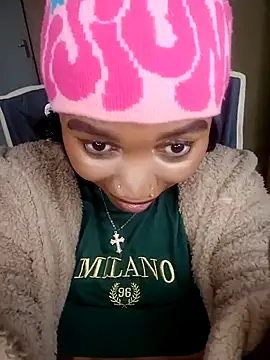 Shria107 online show from 10/29/25, 08:13