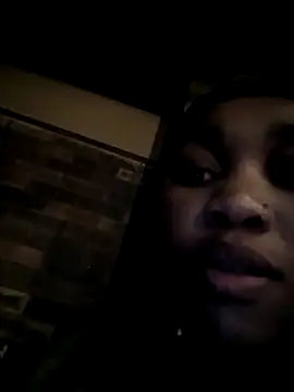 Shria107 online show from 11/30/25, 09:04