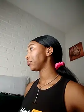 Shria107 online show from 02/27/26, 08:41