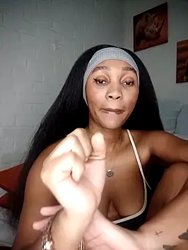 Shria107 online show from 12/22/25, 11:49