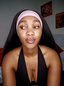 Shria107 online show from 12/18/25, 10:57