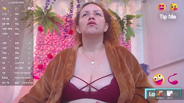 BLONDE SEXYHOT online show from 01/18/26, 11:46