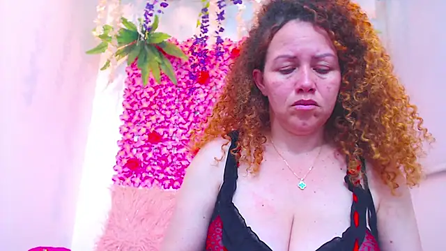 BLONDE SEXYHOT online show from 11/25/25, 01:50