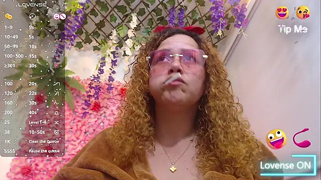 BLONDE SEXYHOT online show from 01/09/26, 12:39