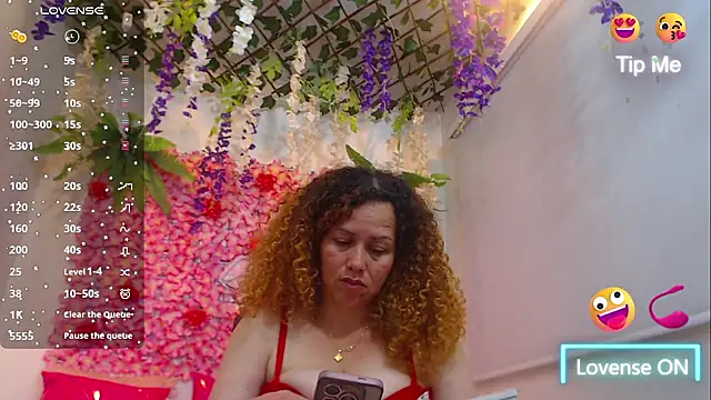 BLONDE SEXYHOT online show from 01/09/26, 04:36