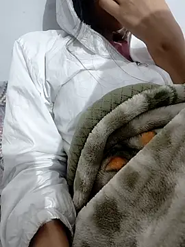 catreena online show from 12/04/25, 07:02