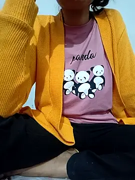 catreena online show from 11/18/25, 08:01