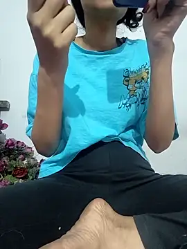 catreena online show from 10/16/25, 06:49