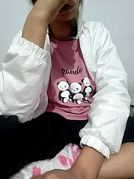 catreena online show from 12/13/25, 08:04