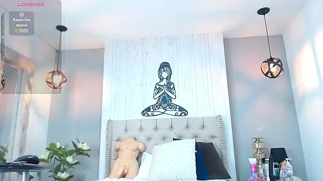 natasha cortez online show from 03/03/25, 04:15