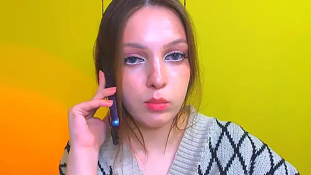 Snapshot of miss_merciless_ chatting on 04/17/26, 08:00 miss merciless online show from 04/17/26, 08:00
