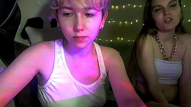 velvetvalkyries online show from 03/15/25, 11:39