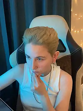 velvetvalkyries online show from 01/05/25, 10:50