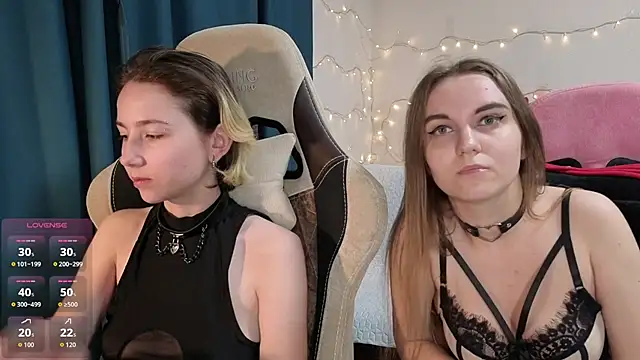 velvetvalkyries online show from 11/12/25, 04:55