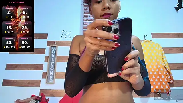 sofia fer online show from 12/05/25, 02:32