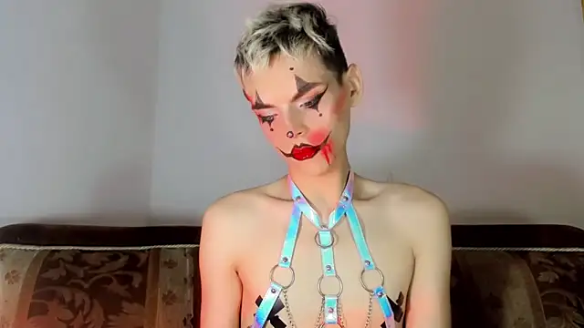 TatiGil online show from 10/13/25, 04:03