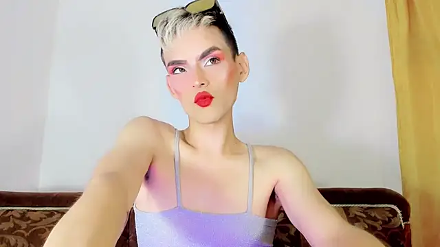 TatiGil online show from 10/11/25, 02:45