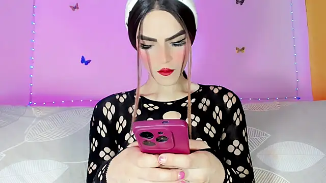Snapshot of TatiGil chatting on 05/15/26, 04:38 TatiGil online show from 05/15/26, 04:38