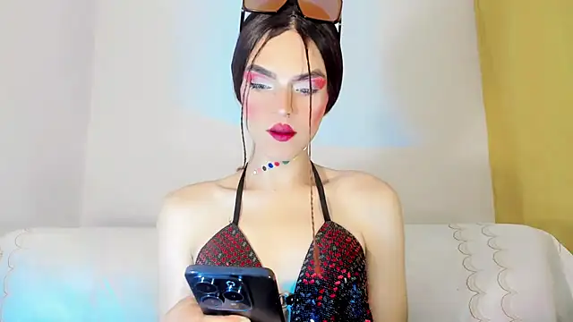 TatiGil online show from 10/25/25, 04:07