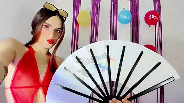 TatiGil online show from 09/30/25, 08:37