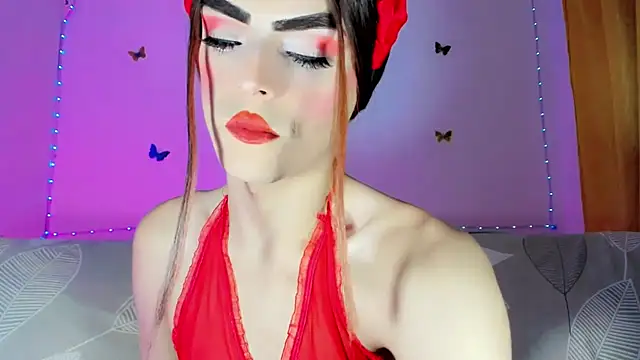 Snapshot of TatiGil chatting on 07/15/26, 06:04 TatiGil online show from 07/15/26, 06:04