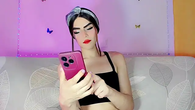 Snapshot of TatiGil chatting on 06/18/26, 09:31 TatiGil online show from 06/18/26, 09:31