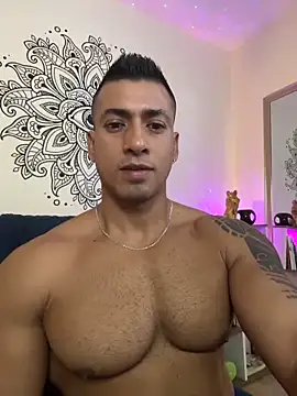 aaroncolombia online show from 02/11/26, 07:47