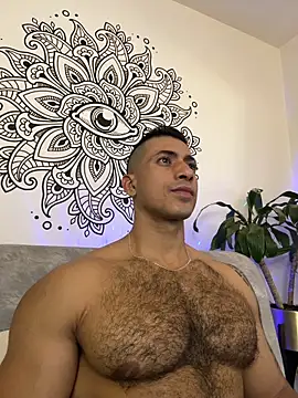 aaroncolombia online show from 11/01/25, 11:42