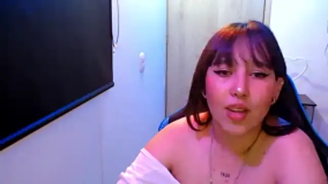 Skarlet Adams28 online show from 05/14/26, 06:05