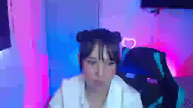 Skarlet Adams28 online show from 03/24/26, 08:09