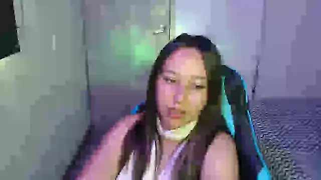 Skarlet Adams28 online show from 03/12/26, 07:07