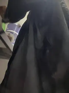 Snapshot of Thyana_LS chatting on 02/26/25, 01:00 Thyana LS online show from 02/26/25, 01:00