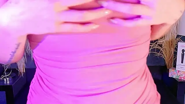 KylieWhite online show from 11/06/25, 08:18