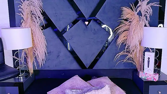 KylieWhite online show from 11/05/25, 10:51