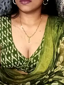 Snapshot of telugu99ramya chatting on 12/17/24, 07:07 telugu99ramya online show from 12/17/24, 07:07