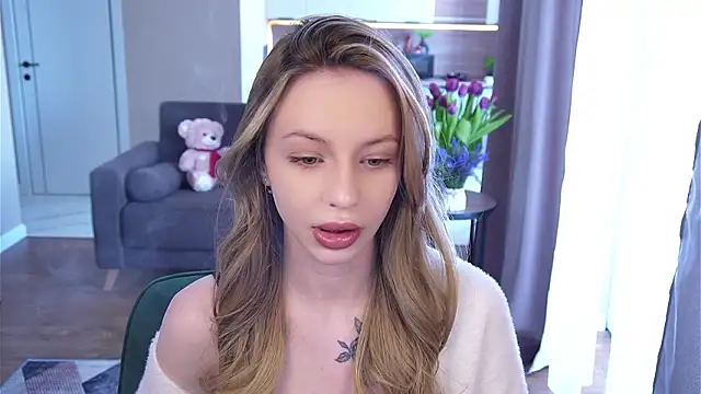 wowmolly online show from 03/11/26, 10:09