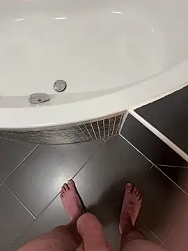 w12er online show from 12/03/25, 03:11