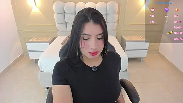 Snapshot of ALICESTARKK chatting on 07/08/26, 01:01 ALICESTARKK online show from 07/08/26, 01:01