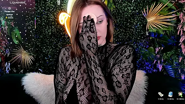 SherriMartinez online show from 11/28/25, 06:52